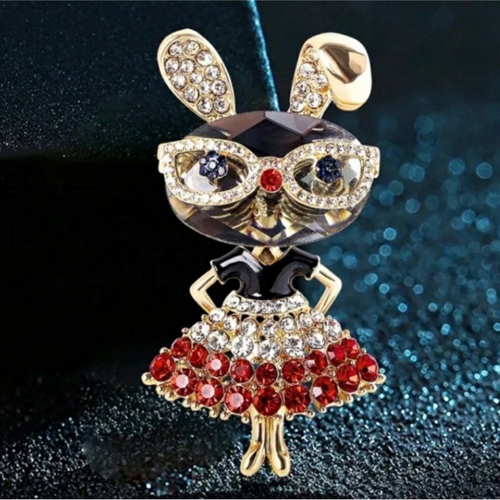 New Lady Bunny Rhinestone Brooch Pin